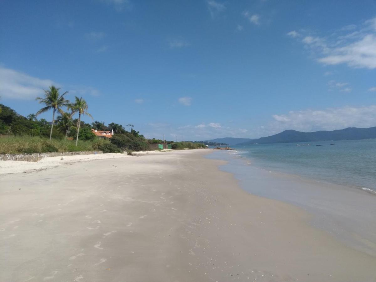 Apto Na Praia De 1 Dormitorio Com Vista Pro Mar A Poucos Passos Da Areia Daire Florianópolis Dış mekan fotoğraf