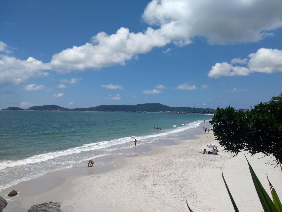 Apto Na Praia De 1 Dormitorio Com Vista Pro Mar A Poucos Passos Da Areia Daire Florianópolis Dış mekan fotoğraf