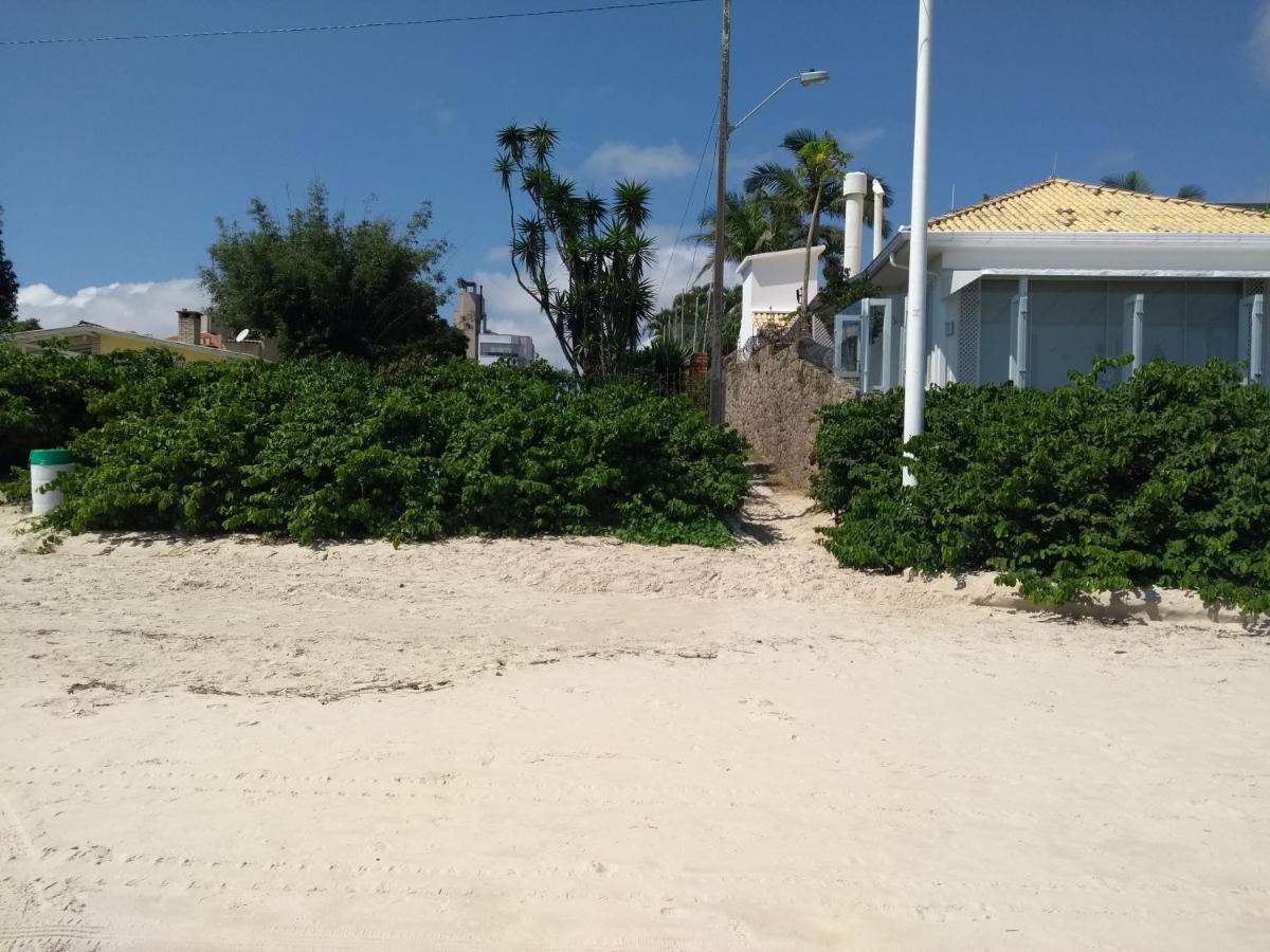 Apto Na Praia De 1 Dormitorio Com Vista Pro Mar A Poucos Passos Da Areia Daire Florianópolis Dış mekan fotoğraf